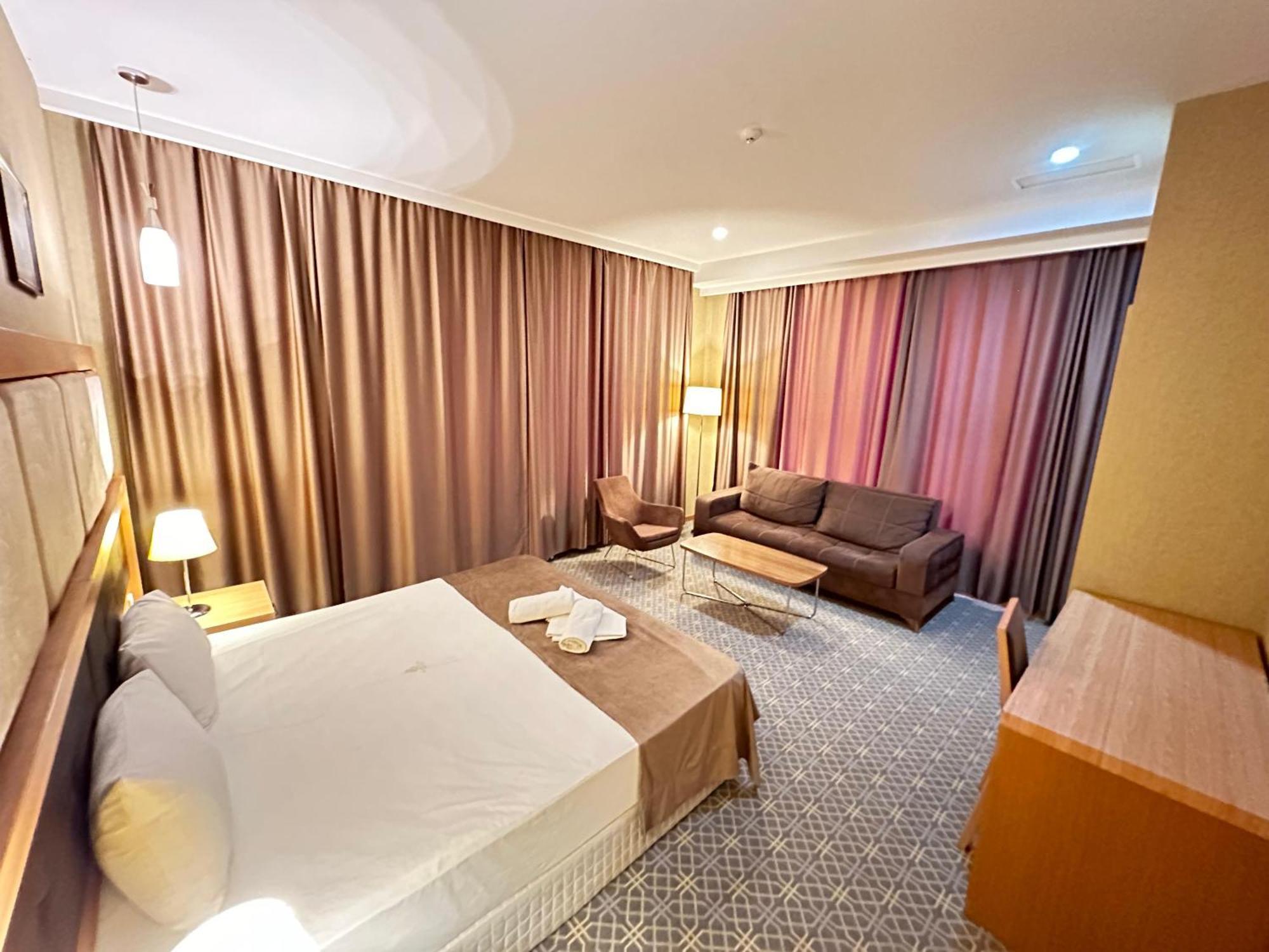 Gm City Hotel Baku Eksteriør billede